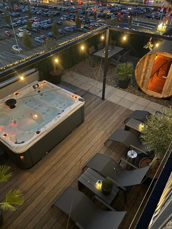 Wellness Dome Penthouse Suite Kerkrade Exterior foto